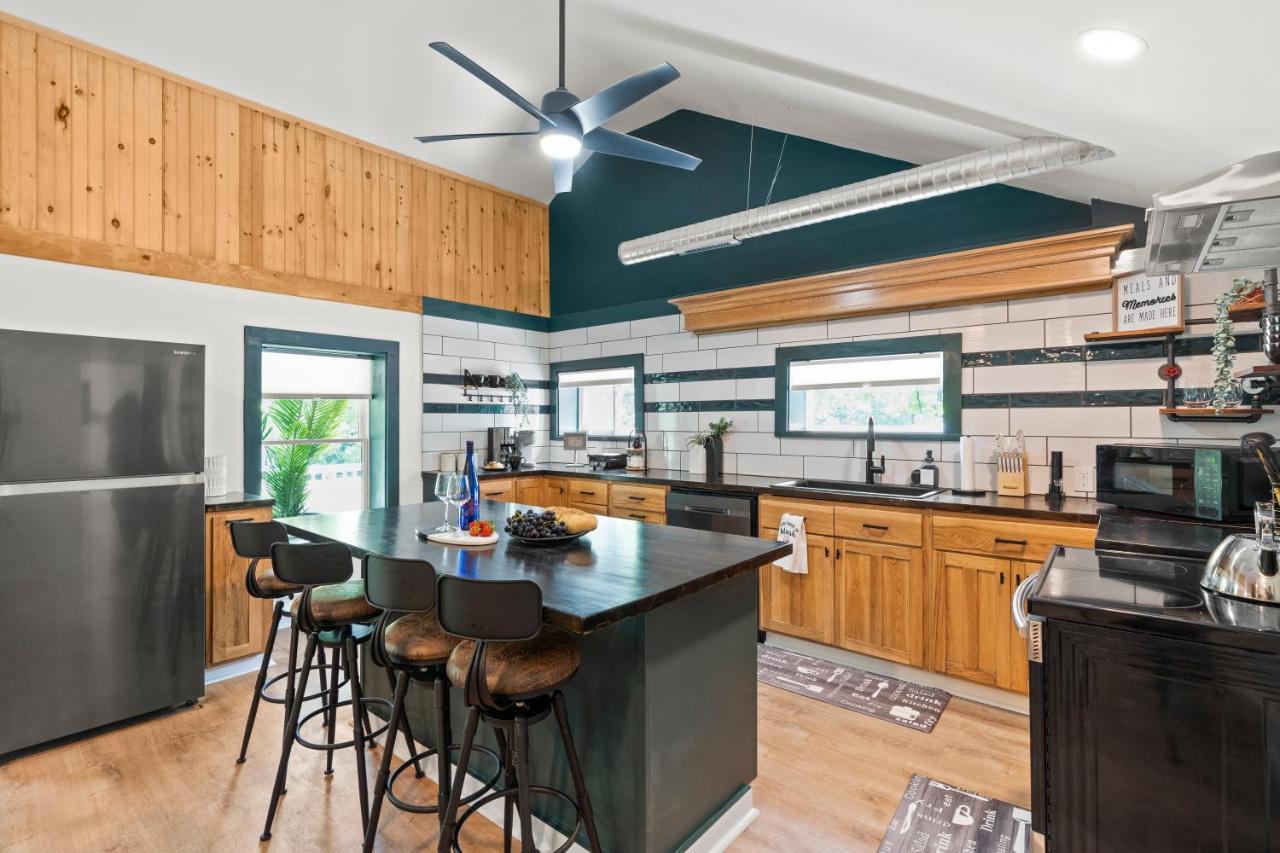The Modern Forge Ny, Honeoye Lake Exterior foto